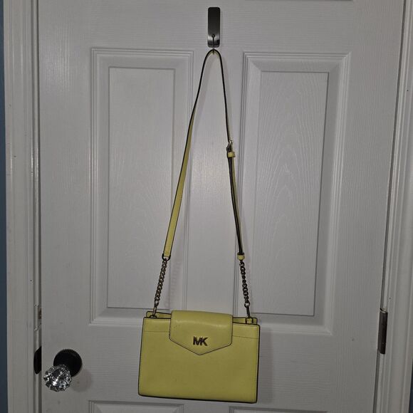 michael kors crossbody - Picture 1 of 13